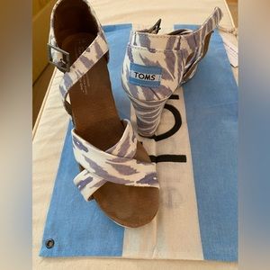 Toms Blue Ikat Wedge Sandals